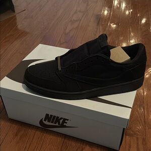 Travis Scott Jordan 1 Velvet Brown SZ 13 NWT